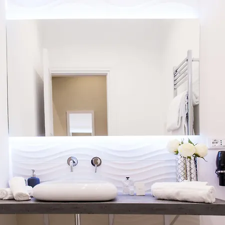 Nazionale Palace Suites