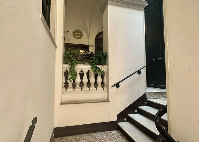 בית הארחה Nazionale Palace 4*