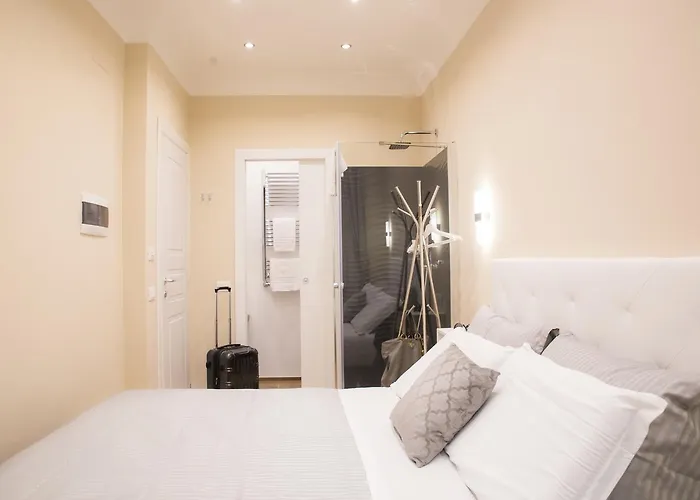 Nazionale Palace Affittacamere 4*